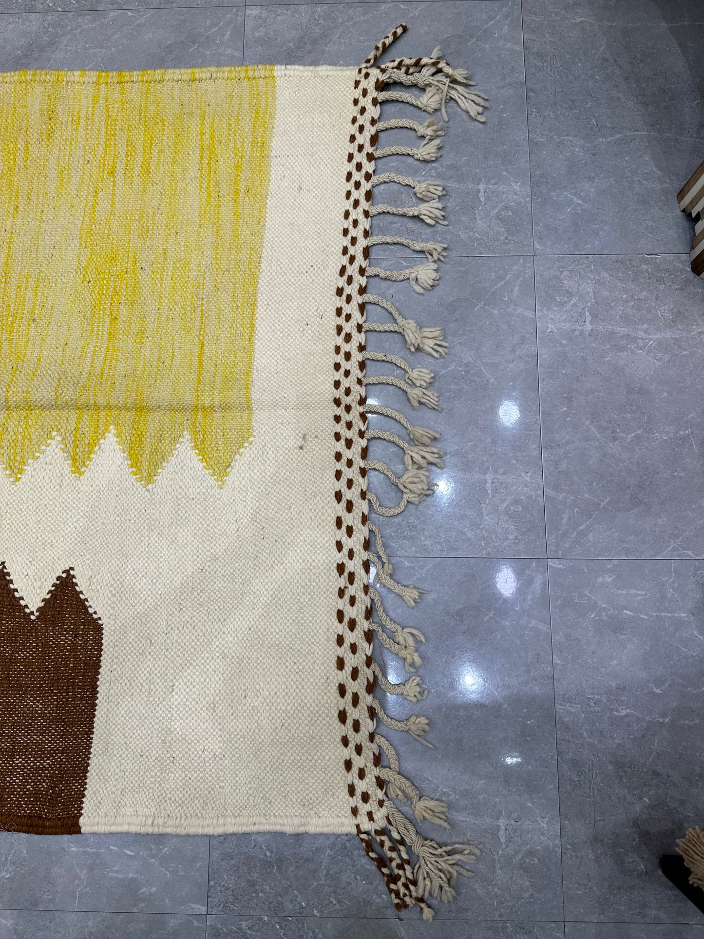 Ratab flat weave kilim
