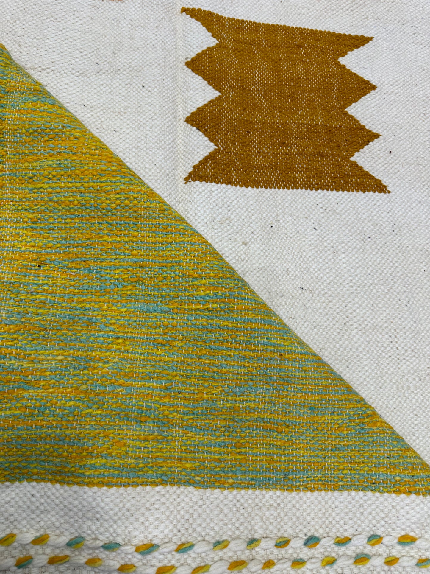 Damas flat weave kilim