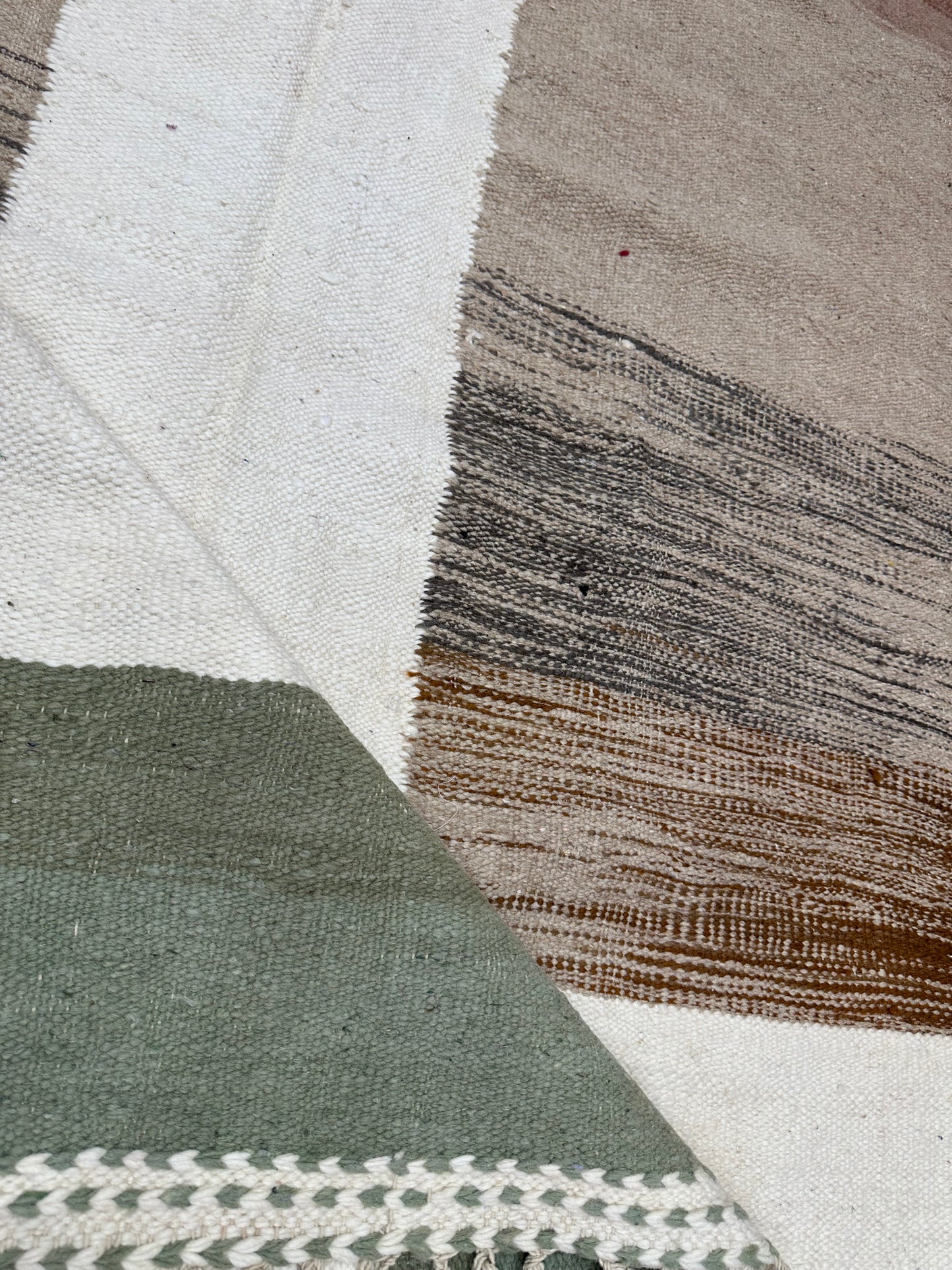 Zenzoun flat weave kilim