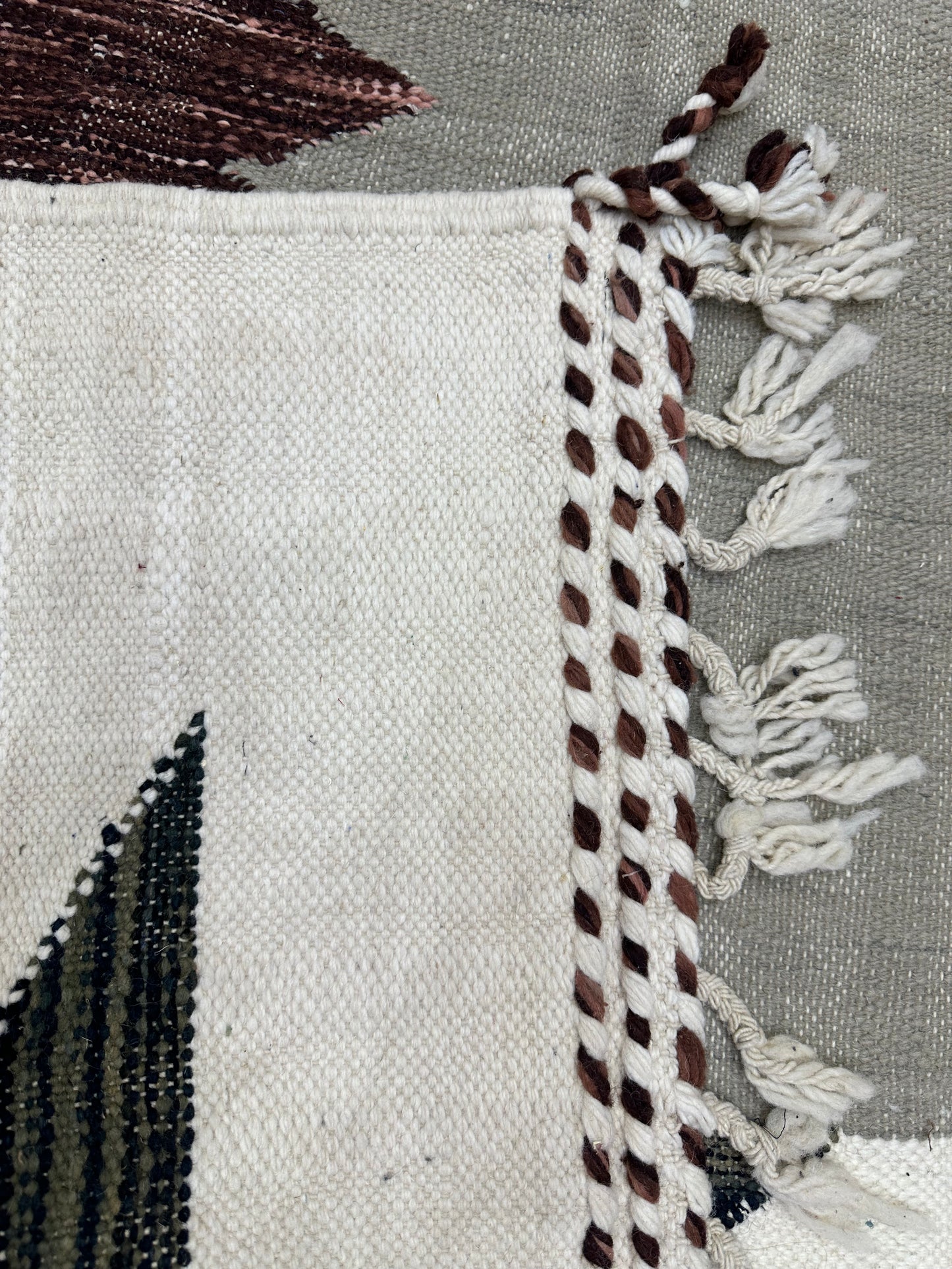 Vatin flat weave kilim