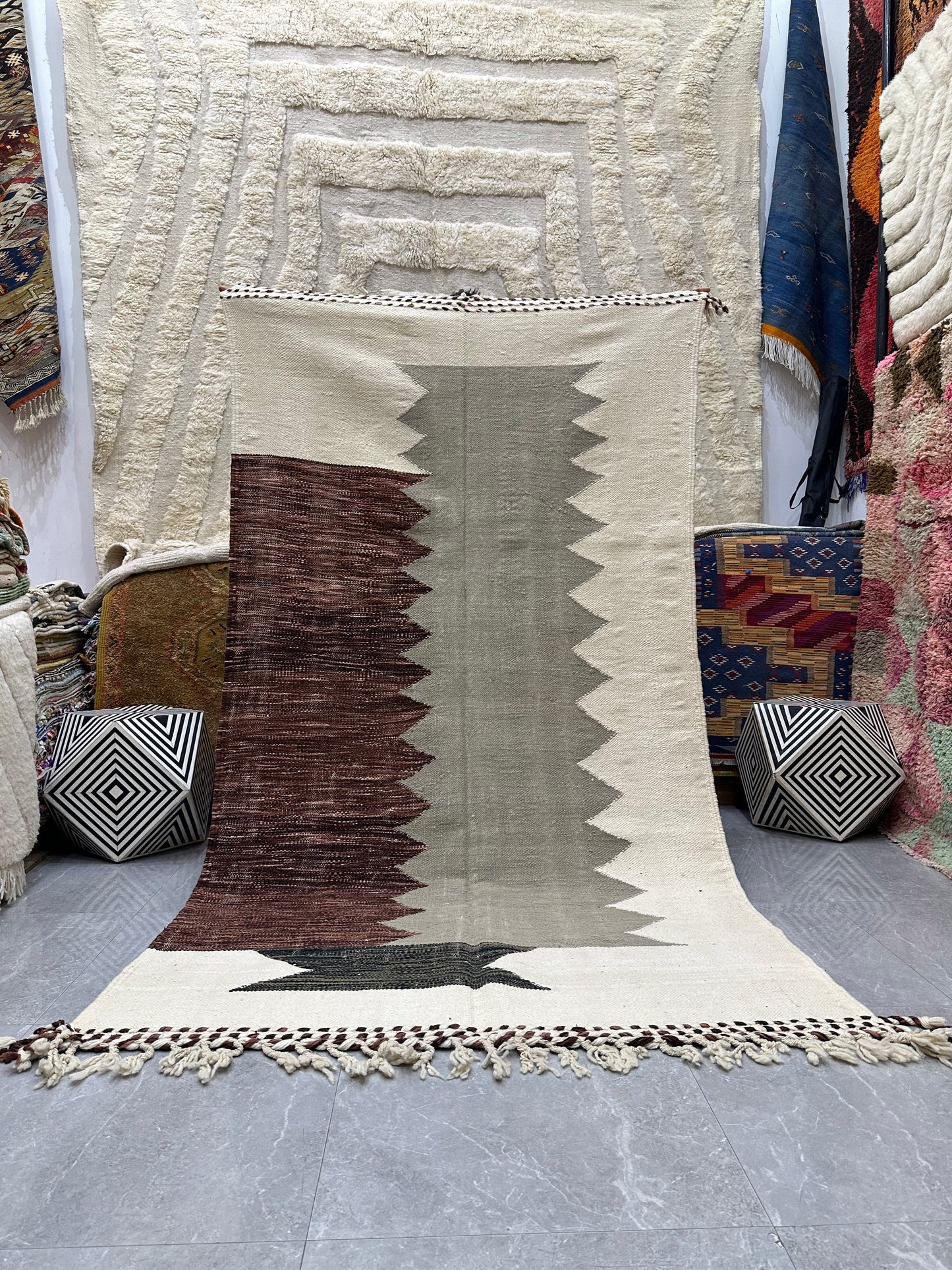 Vatin flat weave kilim
