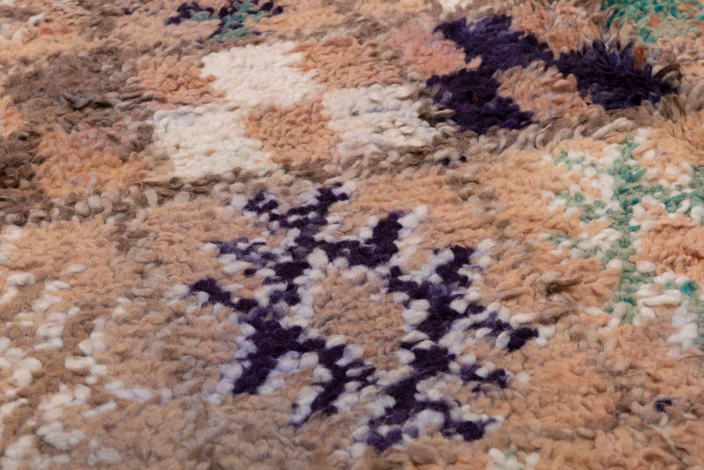 MAAZOZ moroccan rug