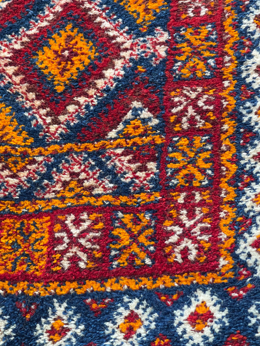 Mouna taznakht
