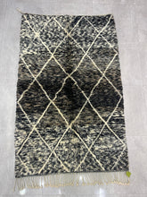 Load image into Gallery viewer, Tanis beni mrirt