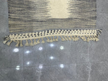 Load image into Gallery viewer, Zeroual flat weave kilim