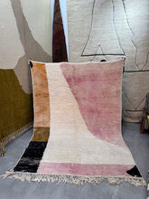 Load image into Gallery viewer, Meryem  BENi Mrirt rug