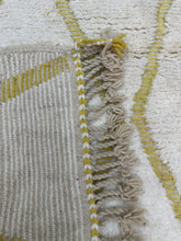 Load image into Gallery viewer, Zarich Beni ourain  rug