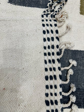 Load image into Gallery viewer, Jamar flat weave kilim