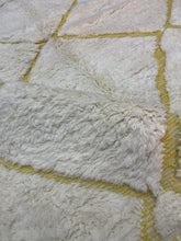 Load image into Gallery viewer, Sarativ beni ourain