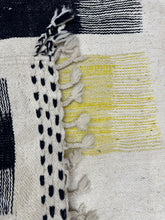 Load image into Gallery viewer, Taniz flat weave kilim