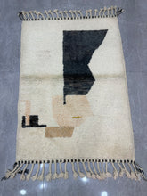 Load image into Gallery viewer, Dikin Beni ourain  rug