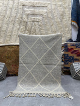 Load image into Gallery viewer, Timins flat weave kilim