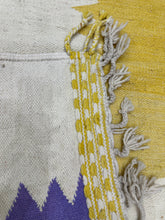 Load image into Gallery viewer, Tanzin flat weave kilim