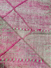 Load image into Gallery viewer, Hitim flat weave kilim