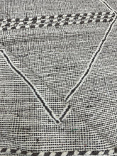 Load image into Gallery viewer, Titih flat weave kilim