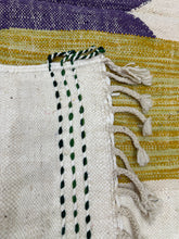 Load image into Gallery viewer, Candi flat weave kilim