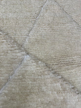 Load image into Gallery viewer, Akim Beni ourain  rug