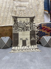 Load image into Gallery viewer, Sokrin Beni ourain  rug