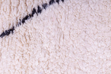 Load image into Gallery viewer, IFRANE Moroccan Beni Ourain Rug