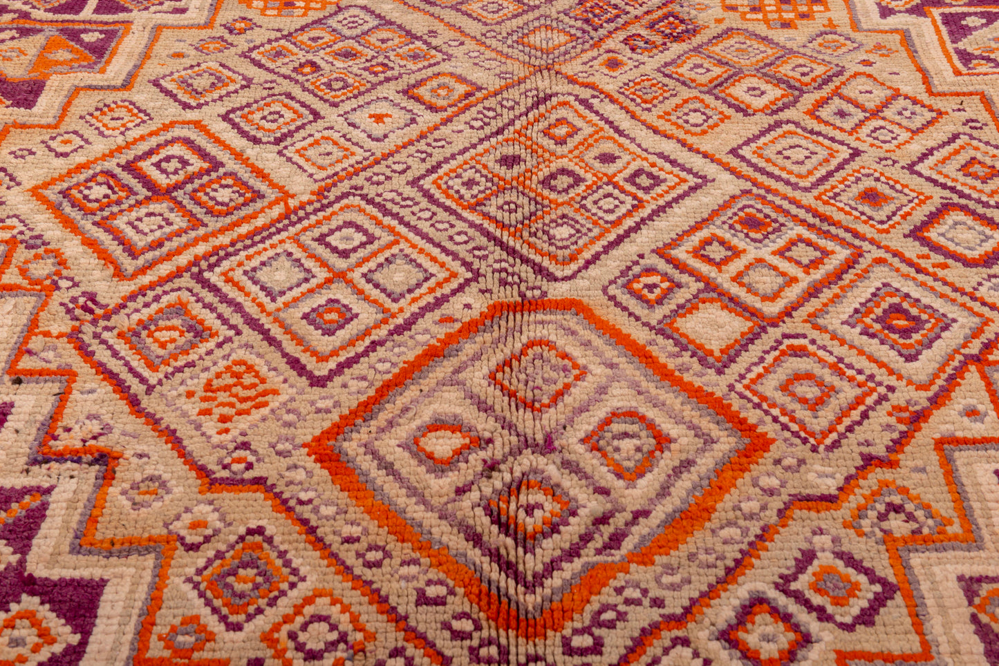 KAMLA vintage moroccan rug