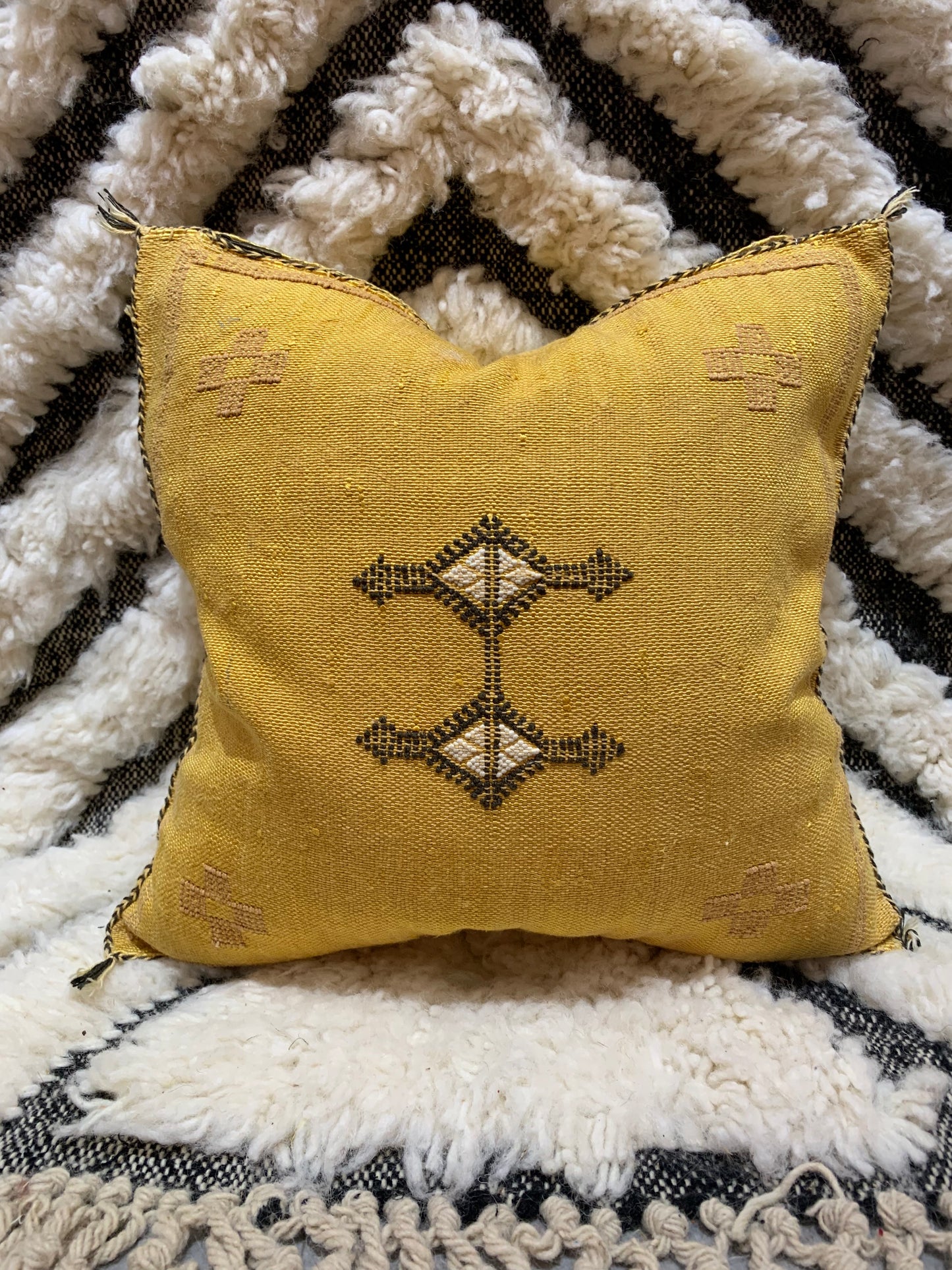 Sanaa Cactus Silk Pillow