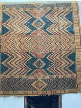 Load image into Gallery viewer, MEHRI rare Taznakht rug