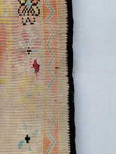 Load image into Gallery viewer, MAATI BOUJAAD RUNNER