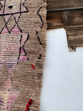 Load image into Gallery viewer, HINDA BOUJAAD RUG