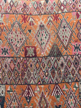 Load image into Gallery viewer, MILIHA BOUJAAD RUG