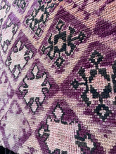 Load image into Gallery viewer, ARAD  BOUJAAD RUG