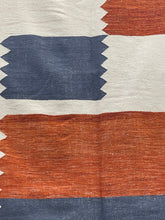 Load image into Gallery viewer, foden flat weave kilim