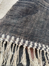 Load image into Gallery viewer, Dama killim