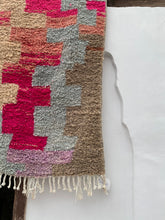 Load image into Gallery viewer, Darko Boujaad rug