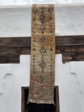 Load image into Gallery viewer, Ahmed boujaad runner