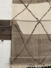 Load image into Gallery viewer, Aziz killim