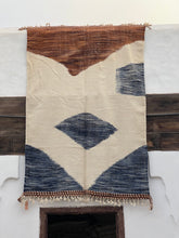 Load image into Gallery viewer, Idbaz killim