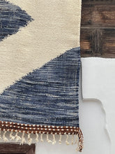 Load image into Gallery viewer, Idbaz killim