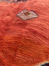 Load image into Gallery viewer, Wahbi Taznakht rug
